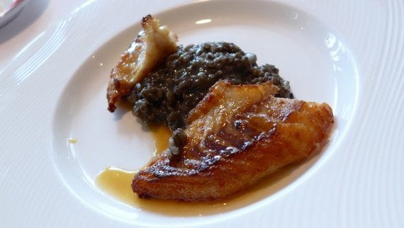 As pessoas estão pagando até 220 reais para comer terra