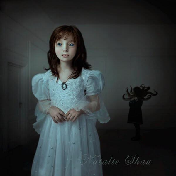 Arte gótica por Natalie Shau