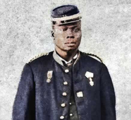 Foto de Marcolino José Dias usando uniforme militar