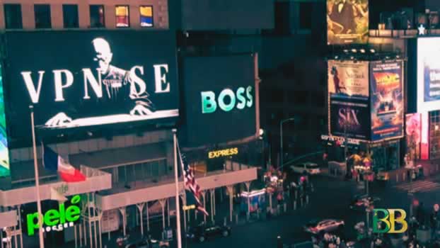 'VPN-SE', mensagem no telão na Times Square em repúdio às decisões de Alexandre de Moraes