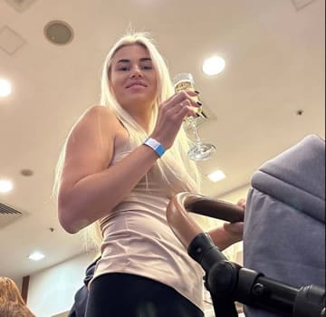 Vídeo de mãe russa sufocando filho causa indignação