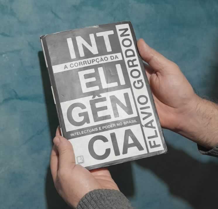 Amazon; Livro chegou após falha de entrega e burocracia_4